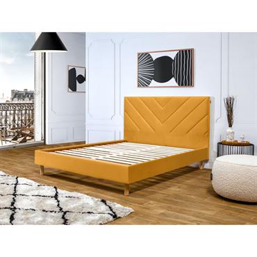 LA COLLECTION Le changement c'est maintenant avec la nouvelle collection ROMANE. Une collection moderne au joli piquage qui fera de votre lit la pièce ultime de votre chambre.   ...