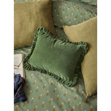Housse de coussin volantée en velours ras