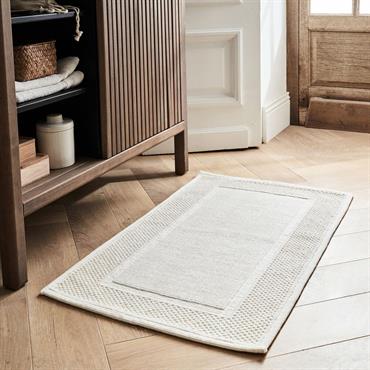 Cliquez pour agrandir et passer en diaporama Tapis de bain jacquard en coton 50x80cm - blanc capelanBAGNO
