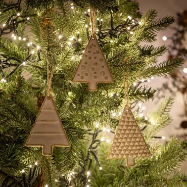 Suspension sapin déco de Noël en porcelaine - naturel 