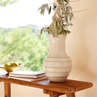 Cliquez pour agrandir et passer en diaporama Vase contemporain en terre cuite H38cm - blancFRIOUL