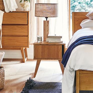 Cliquez pour agrandir et passer en diaporama Table de chevet en plaqué chêne L45xl40xH48cm - bois clairBRUNA