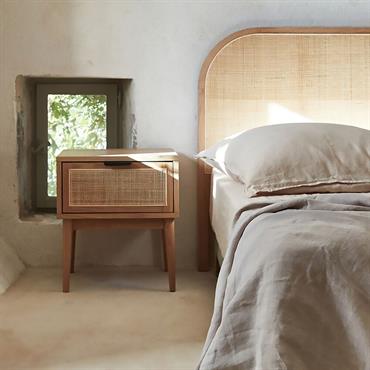 Cliquez pour agrandir et passer en diaporama Table de chevet en bois et cannage 1 tiroir L45xl40xH50cm - bois clairCALLISTA