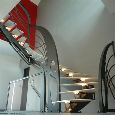 Escalier 2/4 tournant Art Nouveau