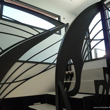 Escalier design papillon noir et blanc