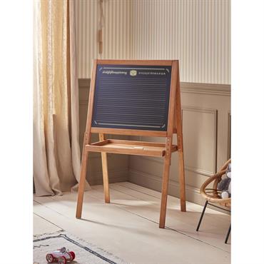 Qualité française, matériaux nobles, durabilité, créativité, amour du beau : Vilac, un savoir-faire plus que centenaire... Nous sommes heureux d'inviter cette marque d'une éternelle jeunesse dans nos nouvelles collections.  ...