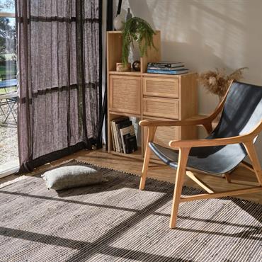 Cliquez pour agrandir et passer en diaporama Tapis en coton recyclé et jute - noir 170x120cmLIETO