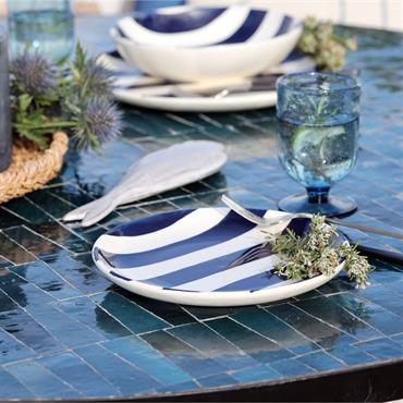 Cliquez pour agrandir et passer en diaporama Lot de 6 assiette à dessert à rayures en faïence d22cm - bleu marine