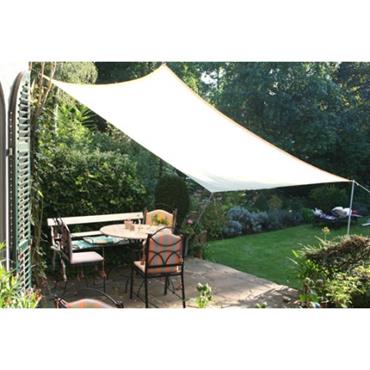 Terrasse avec voile d'ombrage 
