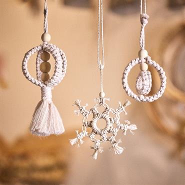 Suspensions de Noël en macraméATELIER