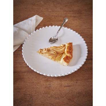 Assiette à dessert ''Perle'' par lot de 6 - Collection Costa Nova La gamme Perle est produite par la marque de céramique de table Costa Nova. Originaire du charmant village éponyme situé sur la côte Portugaise, Costa Nova est reconnue pour la ...