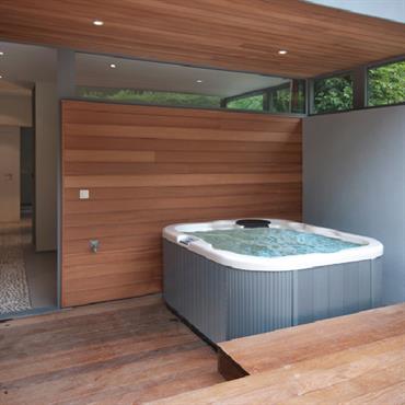 Spa et jacuzzi dans la nature 