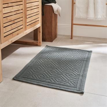 Cliquez pour agrandir et passer en diaporama Tapis de bain surpiquage losanges en coton - vert cèdre 50x70cmSADOU