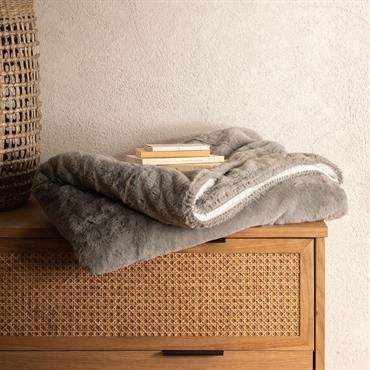 Cliquez pour agrandir et passer en diaporama Plaid imitation fourrure 130x170cm - gris restanqueMARIUS