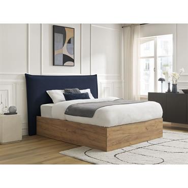 Le lit coffre CHARLIE en tissu côtelé est une pièce élégante et fonctionnelle, idéale pour optimiser l'espace dans une chambre. Son design associe une structure en bois avec une finition ...