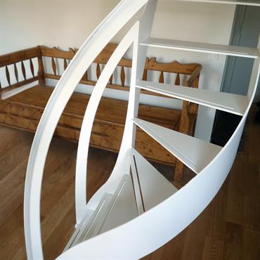  Escalier design profil débillardé