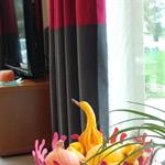 Décoration du salon avec création d'un rideau bicolore