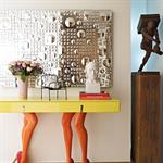 Console design avec jambes nues 