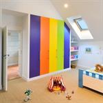 Chambre d'enfant moderne et colorée
