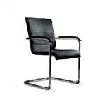 Chaise CUBIKA design polyuréthane façon cuir noir structure chromée