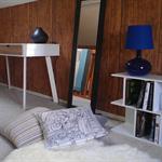 Espace lecture à même le sol 