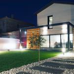 Allée en gravier et pierres de schiste 