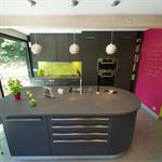 Ilot central équippé d'un évier