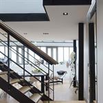 Escalier ajouré en bois et acier