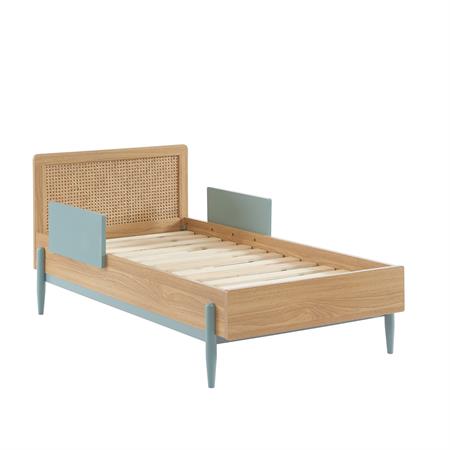 Lit enfant  bleu et cannage rotin 70x140 sommier inclus