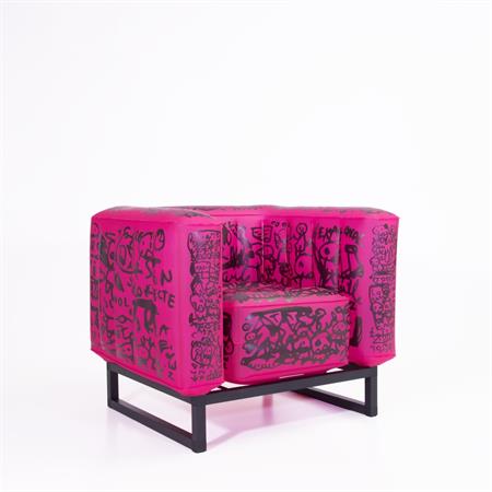 Fauteuil design lumineux rose Edition limitée