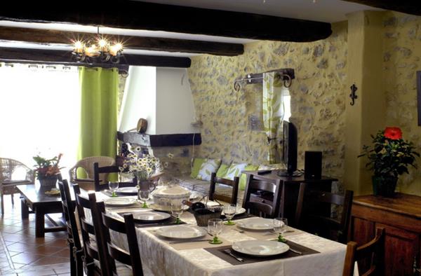Image Salle à manger ardéchoise Agnès Vermod
