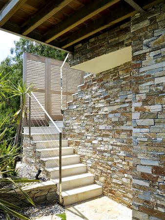 Image Mur en pierre appareillées Frédérique Pyra Legon Architecte DPLG