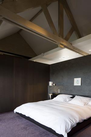 Image Chambre sous les toits avec sa charpente apparente GUILLAUME DA SILVA