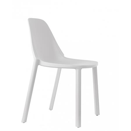 Chaise design en plastique blanc