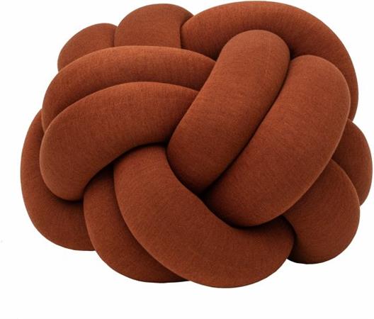 Pouf XL en acrylique et laine ocre Knot - Design House Stockholm
