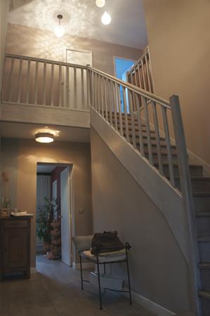 Image Vue sur l'escalier et jeux de lumière Carole Ferreira-Cerca