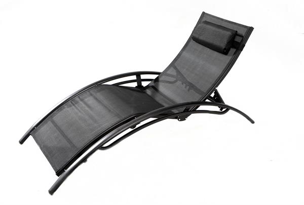Transat ajustable et empilable avec pieds en acier noir